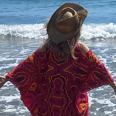 Οι σκαφάτες διακοπές της Αγγελικής Νικολούλη με καλή παρέα