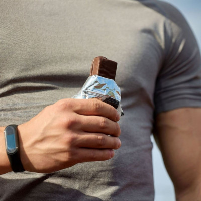 Γιατί οι μπάρες πρωτεΐνης δεν αποτελούν ένα υγιεινό σνακ