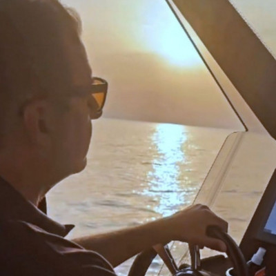 O... καπετάν Γιώργος Λιάγκας σε νέες περιπέτειες με το σκάφος του