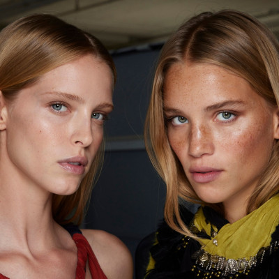 Θέλεις κι εσύ να αποκτήσεις ψεύτικες φακίδες; 3 beauty tips για απίστευτα φυσικό αποτέλεσμα