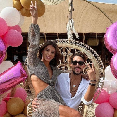 Το πάρτι γενεθλίων της Μαριαλένας & η ερωτική εξομολόγηση στον Σάκη