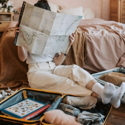 Θέλεις να φύγεις διακοπές, χωρίς να αγχώνεσαι για το σπίτι; Τότε πρέπει να γνωρίζεις το Home On!