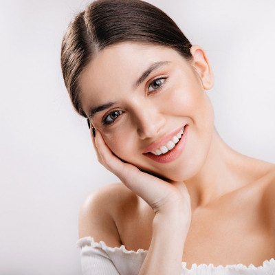 Υαλουρονικό: Μία ειδικός μας παρουσιάζει τη νέα έρευνα που αλλάζει όσα γνωρίζαμε