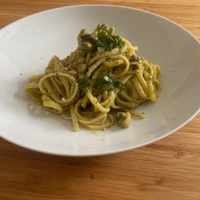 Νόστιμη και εύκολη συνταγή για Λινγκουίνι με Πέστο