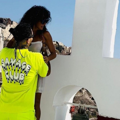 Μαρία Σολωμού - Mente Fuerte: Αγκαλιά στη Σαντορίνη!