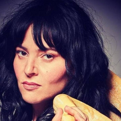 Η Ζενεβιέβ ήταν η πιο ανατρεπτική νύφη με boho νυφικό