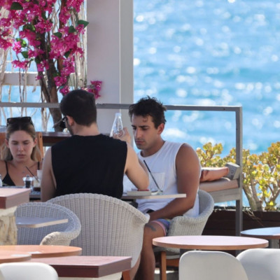 Λιάντου – Σκουρλέτης: Διακοπές στην Εμριόνη