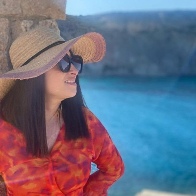 H Ιωάννα Παλιοσπύρου μας συστήνει τον δίδυμο αδερφό της