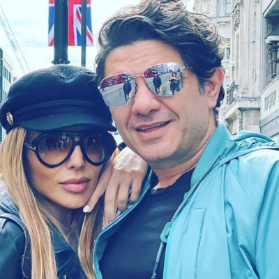 Κελεκίδου - Κουρκούλης: H selfie με τα παιδιά τους