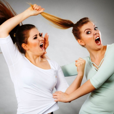 Ζώδια του Νερού VS Ζωδίων του Αέρα: Ποιος θα κερδίσει;