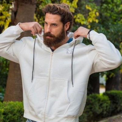 Αγνώριστος ο Νάσος Παπαργυρόπουλος - Η νέα εικόνα του