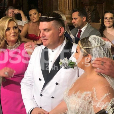 Γιάννης και Γιώτα Καψάλη: Αποκλειστικές φωτογραφίες από τον γάμο τους!