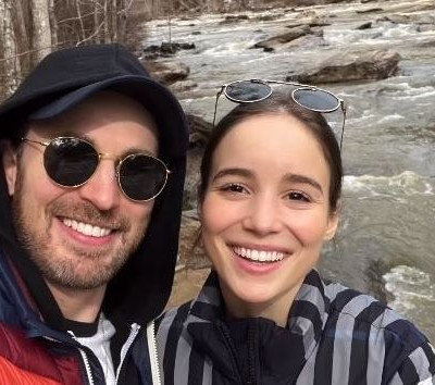 Όλα όσα ξέρουμε για την 26χρονη Alba Baptista που παντρεύτηκε μυστικά ο Chris Evans