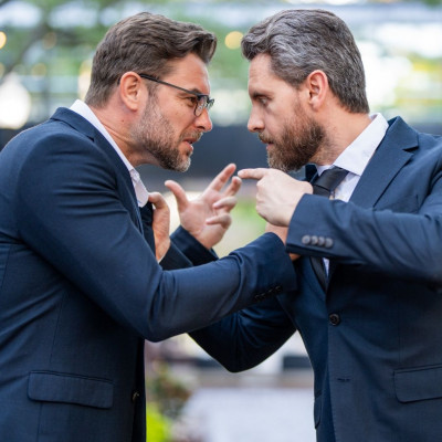 Με αυτά τα ζώδια, τη μια στιγμή είστε φίλοι και την άλλη... εχθροί