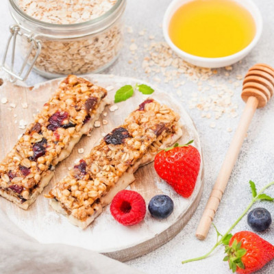 Αυτές τις μπάρες δημητριακών με blueberries πρέπει να τις δοκιμάσεις