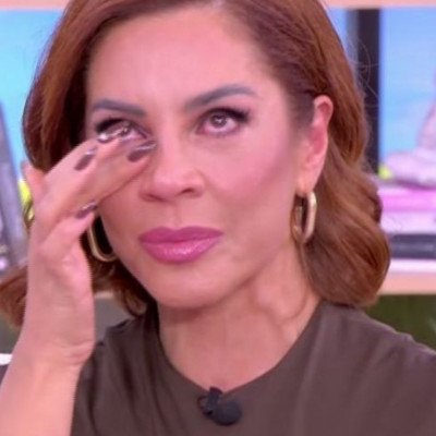 Ξέσπασε σε κλάματα η Πιερίδη: Τα μηνύματα που έλαβε για τον σύζυγό της