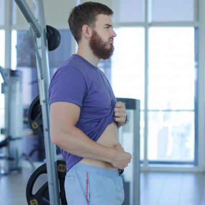 Αυτοί οι άντρες του ζωδιακού έχουν μεγάλη ανασφάλεια για το σώμα τους