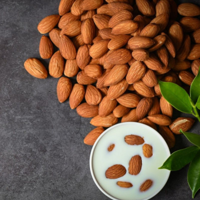 Αμύγδαλα: Η συμβολή τους στο αδυνάτισμα και την καρδιομεταβολική υγεία