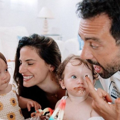 Το νέο στιγμιότυπο του Σάκη Τανιμανίδη με τις κόρες του