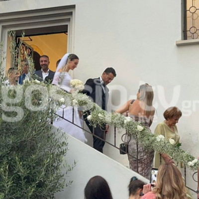 Γάμος Αγγελόπουλου - Βαμβακούση: «Ήταν βαρύ το κλίμα, έκλαιγε»