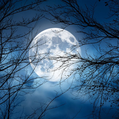 Πανσέληνος στον Κριό: Αυτά τα ζώδια θα πάρουν ανάποδες στροφές