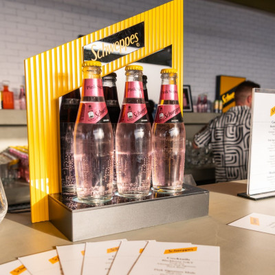 Το Schweppes Sunset Party στο Moxy Penthouse τα είχε όλα!