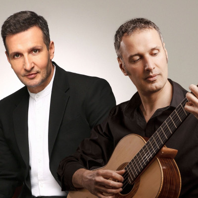 Η Συναυλία της Τετάρτης: Δημήτρης Μπάσης και Μανόλης Ανδρουλιδάκης στο Θέατρο Αθηνά