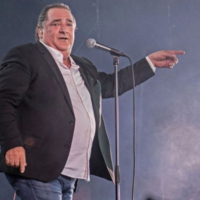 Βασίλης Καρράς: Μπήκε ξανά στο νοσοκομείο