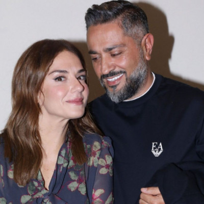 Η Λασκαράκη έκανε πρεμιέρα και είχε τον σύζυγό της στο πλευρό της