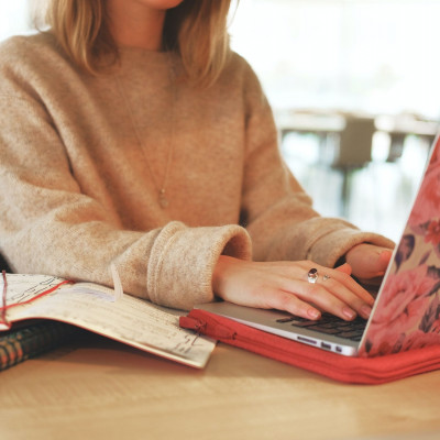 Γιατί και πόσο συχνά πρέπει να καθαρίζεις το πληκτρολόγιο του υπολογιστή