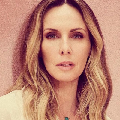 Εβελίνα Παπούλια: Aποχαιρέτησε τον Αίαντα Μανθόπουλο με μια φωτογραφία από την εποχή των «Δυο Ξένων»