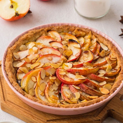 Μηλόπιτα με βρόμη χωρίς ζάχαρη και αυγά