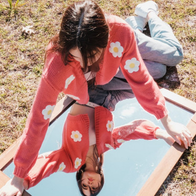 Γιατί μιλάμε στον εαυτό μας; (Όλοι το κάνουμε)