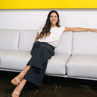 Η Ναταλία Δραγούμη λέει ότι φοβάται το χρόνο όμως οι photos της είναι μια ωδή στη φυσική ομορφιά