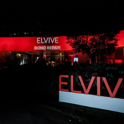 H νέα σειρά Elvive Bond Repair ένωσε την ομορφιά με την επιστήμη, σε ένα φαντασμαγορικό πάρτυ!