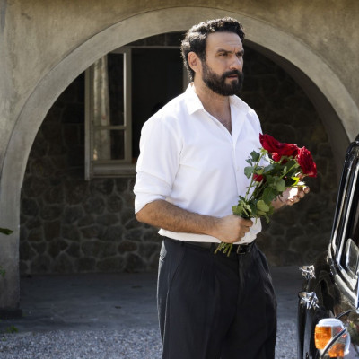 Ένα λάθος καταστρέφει μία ζωή: Στο προξενιό της Ιουλίας ξεκινά ένας γάμος με βία και σκοτάδι