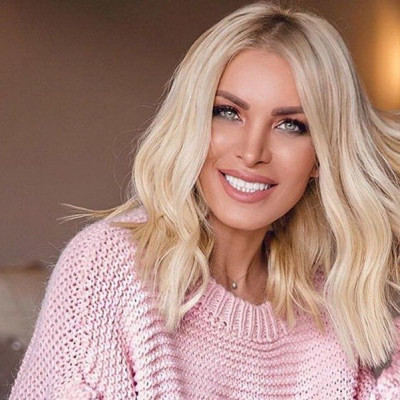 Στο νέο κούρεμα της Κατερίνας Καινούργιου όλοι διαπίστωσαν κάτι, είχαν όμως και μια απορία