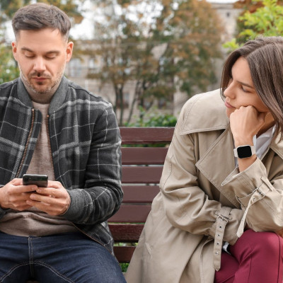 Το ζώδιό του σου δείχνει ότι είναι ακόμα κολλημένος με την πρώην του