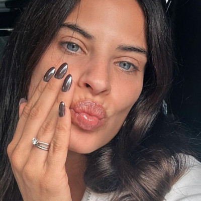 Χριστίνα Μπόμπα: Φθινοπωρινή εξόρμηση με τις δίδυμες