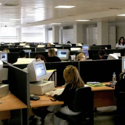 Τριπλή αύξηση θα δουν στους μισθούς τους οι δημόσιοι υπάλληλοι