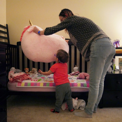 Νταντάδες της γειτονιάς: Από 300 έως 500 ευρώ στους γονείς