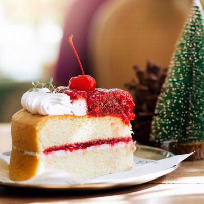 Χριστουγεννιάτικο κέικ βανίλιας χωρίς αυγά