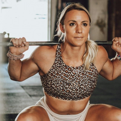 Προπόνηση ενδυνάμωσης για γυναίκες: Ενισχύστε το σώμα και το μυαλό σας!