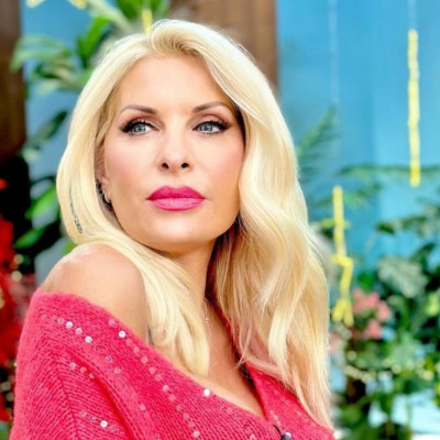 Μενεγάκη: Το τραπέζι & η διακόσμηση με τη βοήθεια της Μαρίνας