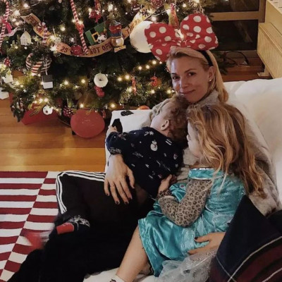 Βίκυ Καγιά: Τι δεν λείπει ποτέ από το χριστουγεννιάτικο δέντρο της