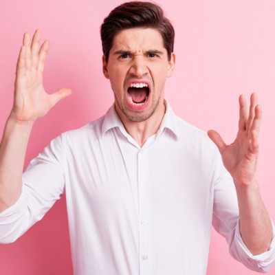 Δίδυμος, Ζυγός, Υδροχόος: Τι τους βγάζει από τα ρούχα τους;