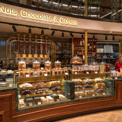 Το νέο flagship κατάστημα carpo άνοιξε τις πύλες του, σε ένα από τα πιο ιστορικά κτίρια του Λονδίνου