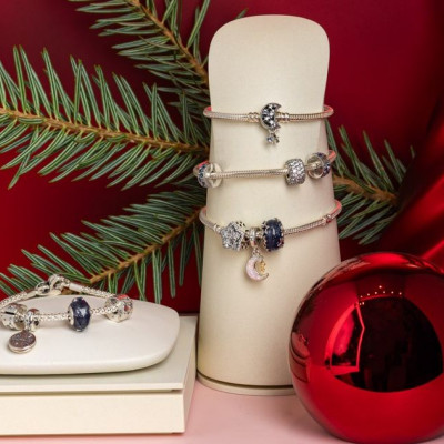 Secret Santa alert! Οκτώ ξεχωριστά δώρα για τους αγαπημένους σας