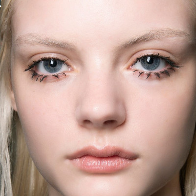 Our hero! Η mascara που μας χάρισε ακαταμάχητο βλέμμα με ένα πέρασμα