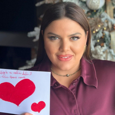 «Είμαστε υποκριτές και ανθρωποφάγοι»: Το μήνυμα της Δανάης Μπάρκα και η διάψευση για Τσαγκρίδη